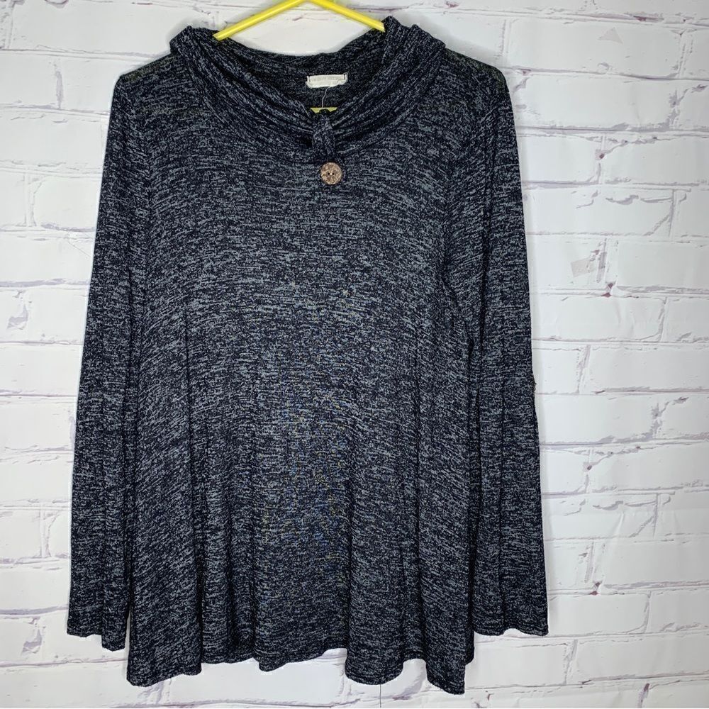 Twenty Second gray large top‎